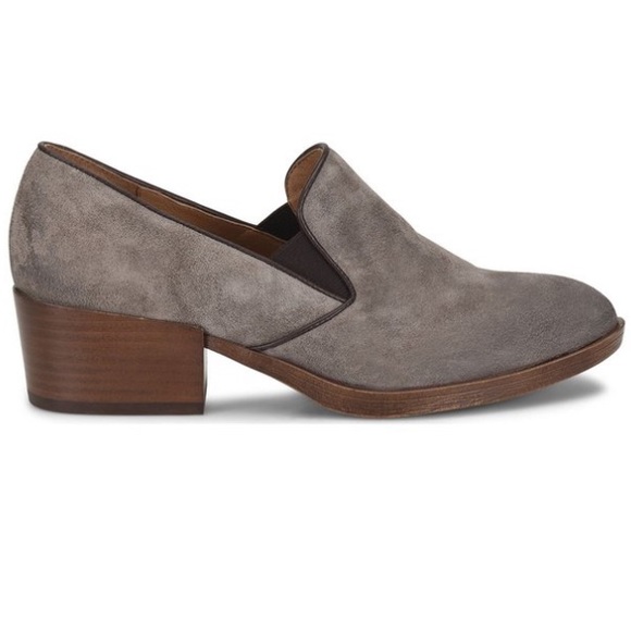 Grey Velina Suede Pump, 8.5M - Picture 2 of 5